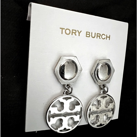 đ Tory Burch Authentic Jewelry Merchandise At Awesome Prices To Buy Now & Save - Picture 7 of 8